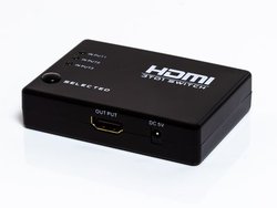 ��C�≮�A999�~��4K�Ή���HDMI�ؑ֊�B�����R��������\