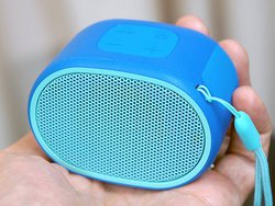 �\�j�[�ABluetooth�X�s�[�J�[�gEXTRA BASS�h�ɖ�5,000�~�Ŗh���Ή��̏��^�@�uSRS-XB01�v