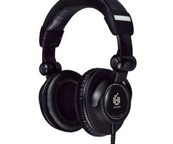 ��ADAM Audio�AULTRASONE�Ƌ����J���̃��j�^�[�w�b�h�z���uSTUDIO PRO SP-5�v