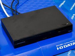 �A�C�E�I�[�A�_�E���R���o�[�g�@�\�������铯�Џ���4K�`���[�i�[�uHVT-4KBC�v