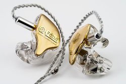 ���݂���Lab�A4�i�K�̒ቹ�����X�C�b�`�𓋍ڂ���5�h���C�o�[�J�X�^��IEM�uKL-Focus�v