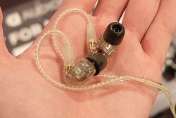 ���w�b�h�z���Ձ����[�����hAUDIOFLY���gMK2�h�ɐi���^�I���\�j�b�N�͉����D��BT���V�[�o�[���f��