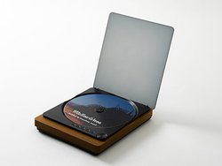 Amadana Music�A���o�C���o�b�e���[�œ���\��CD�v���[���[�uC.C.C.D.P�v