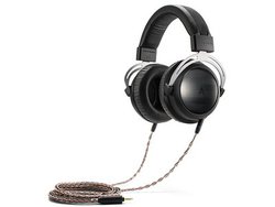 Astell��Kern�ƃx�C���[�̃R���{�w�b�h�z���uAK T5p 2nd Generation�v��11��17�������A��15���~