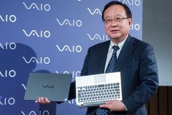 �uVAIO�����̃t�F�[�Y1�͊����v�B�g������IT�u�����h�h�ւ̐����ڎw�����j���\