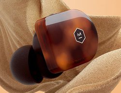 MASTER&DYNAMIC�A�������~�N���t�g�}���V�b�v���R���Z�v�g�̊��S���C�����X�C���z���uMW07�v