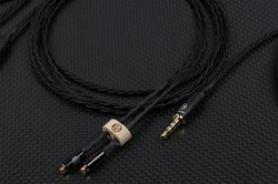 BriseAudio�A�V�J���v���O�̗p�Ńu���b�V���A�b�v�������P�[�u���uSTR7SE�v�V���[�Y