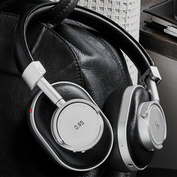 MASTER & DYNAMIC�A���C�J�����Y�Ƃ̃R���{�w�b�h�z���uMW60 Leica Series 0.95 �R���N�V�����v