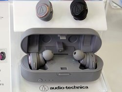 ���|�^�t�F�X���I�[�f�B�I�e�N�j�J�͊��S���C�����X�C���z��2�@������̓A�s�[���A�v���[���g��