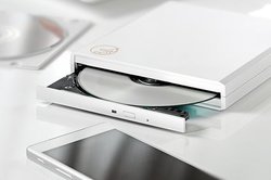 �A�C�E�I�[�A�uCD���R�viOS�ŃA�v����iTunes�y�Ȃ�CD�����o���ɑΉ�