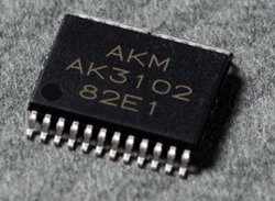 AKM�A����a�X�s�[�J�[�̉������P�Ɍ���������m�C�Y�I�[�f�B�I�p�d���Z���T�[