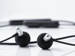 �g���ɓ���X�s�[�J�[�h��W�Ԃ���C���z���uINAIR�v��Bluetooth�Ή��@�uM360bt�v