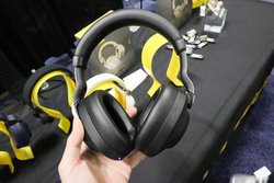 ��CES��Jabra�A"100%�n���Y�t���[�h �̉����A�V�X�^���g�Ή�Bluetooth�w�b�h�z���uElite 85h�v