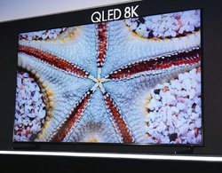 ��CES���T���X�����uQLED 8K�v�e���r��{�i�����A65�C���`��5,000�h���؂�BHDMI 2.1����