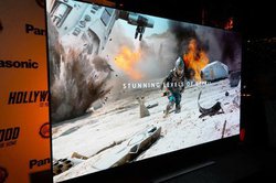 ��CES���J�X�^���p�l���ŉ掿���ʎ����ɐi���B�p�i�\�j�b�N�V�L�@EL�uGZ2000�v���\�z�ȏ�ɂ�����