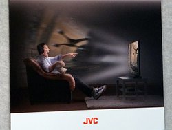 ��CES���[��ł����A���ȑ剹�ʃT���E���h�ŉf�掋�����BJVC�P���E�b�h�uEXOFIELD�v���}���`ch�Ή�