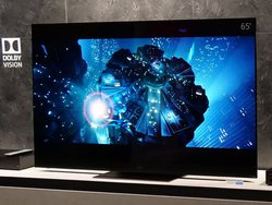 ��CES�����Ђ�1�N�ȏ���������� �| �uGZ2000�v�̃J�X�^���L�@EL�p�l���́u�p�i�\�j�b�N������ł����v