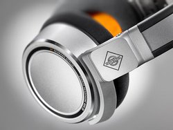 �m�C�}���A���̃w�b�h�z���uNDH 20�v���C�O���\