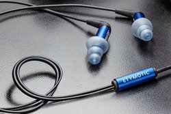 Etymotic Research�A�_�C�i�~�b�N�^�h���C�o�[���ڂ�ER�V���[�Y�G���g���[���f���uER2SE�^XR�v