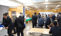 sd@Ƒguׂ鏤kvAVNꎌƓJÂőON17136o