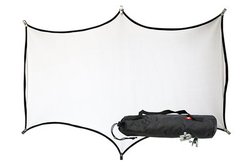 �I�[�G�X�A�X�g���b�`�f�ނŉ�ʃT�C�Y�����R�ɒ����ł���t���L�V�u���X�N���[���u�t���s�^�v