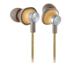 �p�i�\�j�b�N�A�P�[�u����̌^Bluetooth�C���z���uRP-HTX20B�v�B�����g�[���Ńf�U�C�������d��