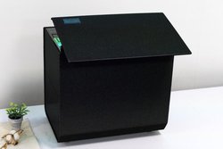 �p�i�\�j�b�N�A��10�N�Ԃ�̃V�A�^�[�v���W�F�N�^�[�uTH-100FP1�v�B�Z�œ_�E�C���e���A�ɗn�����ރf�U�C��