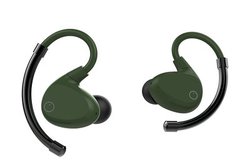 EOZ�A���S���C�����X�C���z���uAIR�v�Ƀ~���^���[�F���`�[�t�́w�O���[���E�u���b�N�x