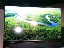 ���ŁA�V�X�^���_�[�h4K�e���r�u���O�U M530X�v�B�_�u��4K�`���[�i�[����