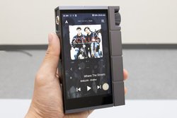 Astell&Kern�AES9038PRO�f���A������/�o��12V�̏d�ʋ�DAP�uKANN CUBE�v�B��20���~