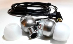 intime�A�}�C�i�[�`�F���W�Ńt�B�b�g�������P�����n�C�u���b�h�C���z���u��-Light 2019Edition�v