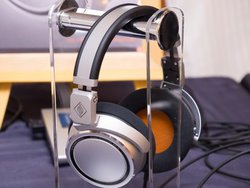 ���w�b�h�t�H���Ձ��[���n�C�U�[�̓m�C�}�����Q�[�~���O�w�b�h�z���������^STAX�A�Ód�^�V���f�����A�s�[��