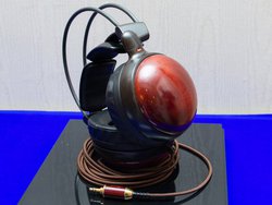 ���w�b�h�t�H���Ձ��I�[�f�B�I�e�N�j�J�A�g�������ӂ�Ԃ�h�E�b�h�n�E�W���O�E�w�b�h�z����ヂ�f���W��