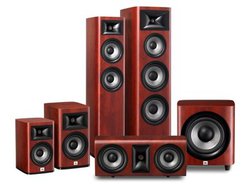 JBL�A��w�����z�[���Ȃǃv�����j�^�[�Z�p�����́uSTUDIO 6�v�V���[�Y