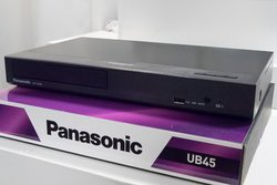 �p�i�\�j�b�N�AHDR10+�ƃh���r�[�r�W�������Ή���UHD BD�v���[���[�uDP-UB45�v�B��28,000�~