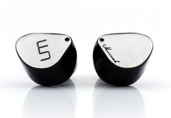 Unique Melody�uMAVERICK�v�ACampfire Audio�uORION CK�v�����Y����