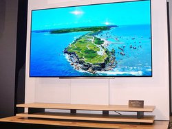 ���ŁA�e���r����y�ɕǊ|���X�^�C���ɂł��郍�[�{�[�h�uRWB-S150A�v�B�H���s�v