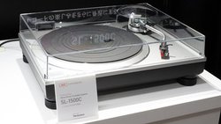 ��OTOTEN���e�N�j�N�X�A�{�������uSL-1500C�v�Ȃǃ^�[���e�[�u�����v�b�V���^final�C���z����A�N�Z�T���[�������o�W