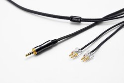 ORB�̃��P�[�u���uClear force Nova�v��FitEar���f���o��B�v���O�^�C�v��6���