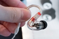 ���|�^�����[���n�C�U�[�uIE 500�^400 PRO�v��FitEar�̐Ód�h���C�o�[���ڋ@�ȂǐV���i�⎎��@�����肾������