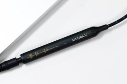 DSD 11.2MHz�l�C�e�B�u�Đ��Ή��̃y���^DAC�uSpectra X�^X2�v