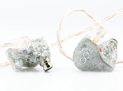 qdc�A���{�s���������C���z���u10SE�v�u6SE�v�u8SE�v��7��18������