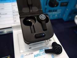 ���|�^�t�F�X���S��No.1�I JLAB AUDIO�����S���C�����X4�@��ꋓ�o�W�^MASTER & DYNAMIC����NC���C�����X�o��