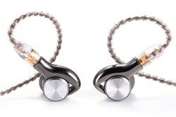 Pai audio�A1���~�؂�̃X�e�����X➑̃n�C�u���b�h�C���z���uDM1�v