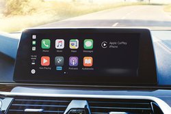 BMWł̃AbvuCarPlayvpLɁBN13,900~