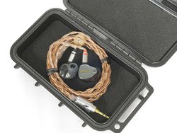 Oriolus�A�n�C�u���b�h�C���z���uForsteni MKII�v�B���Y�I�����f�����t���i�ύX�ŕ���