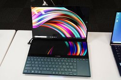 ASUSAЏ4KL@EL̗pZJhfBXvCڃm[gPCgZenBook Duo Proh