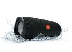 JBL�A���o�C���o�b�e���[�Ƃ��Ă��g����h��Bluetooth�X�s�[�J�[�uCHARGE 4�v