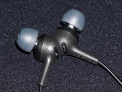 �\�j�[�A�d�ቹ�d���gEXTRA BASS�h�̃l�b�N�o���h�^���C�����X�C���z���uWI-XB400�v