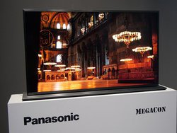 ��IFA���p�i�\�j�b�N��55�^��100����1�t���}�X���j�uMegaCon�v���\�B�u30�^�͏��������A�L�@�͈Â�����v